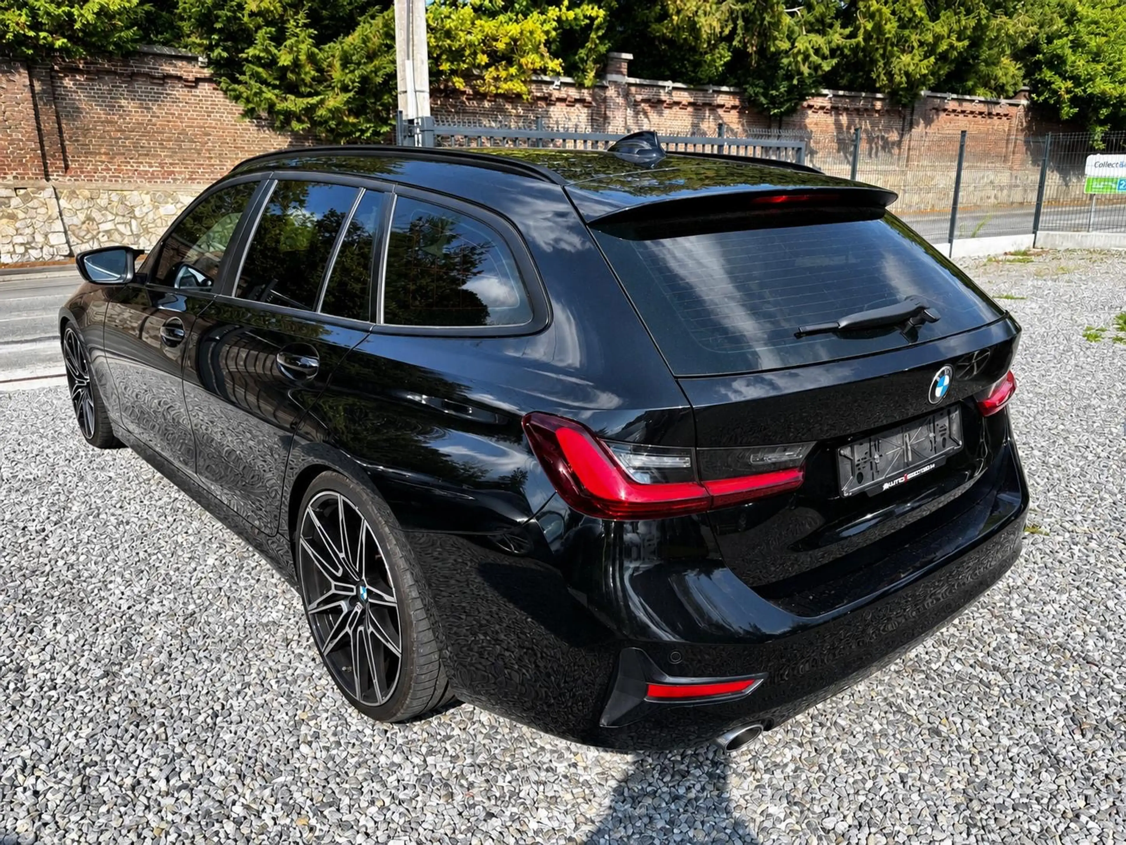 BMW 318 PACK M * ÉTAT SHOWROOM * GARANTIE 12-36 MOIS — photo 7