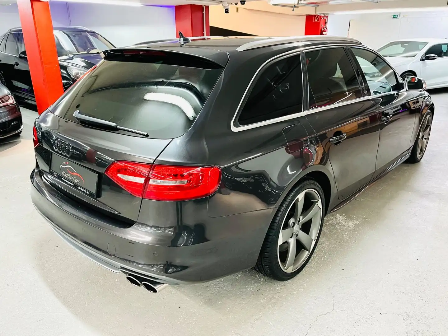 Audi S4 Avant 3.0 TFSI quattro Magnetic-Ride|19"Rotor Šedá - 2