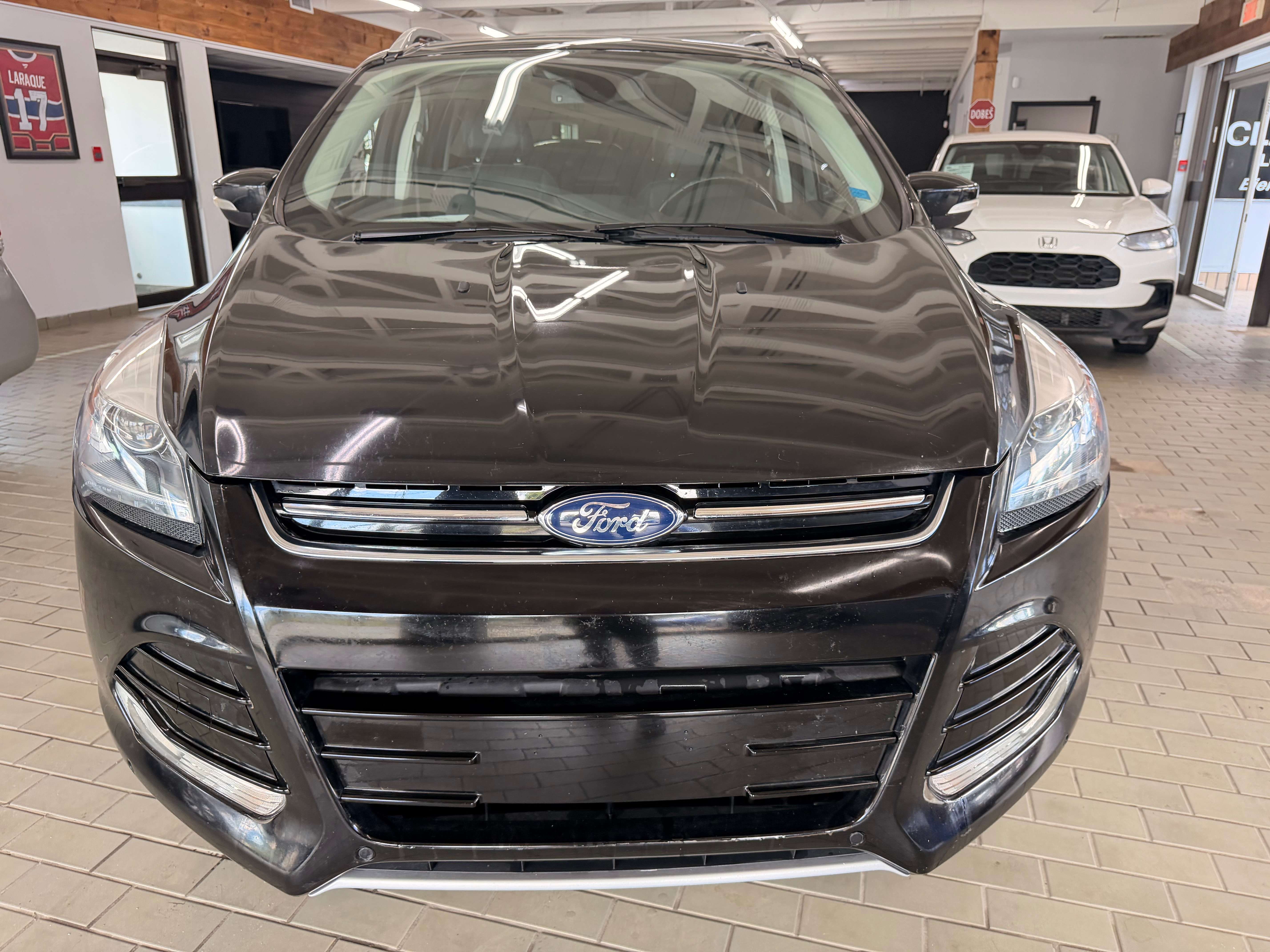 2016 Ford Escape Titanium - Image 8
