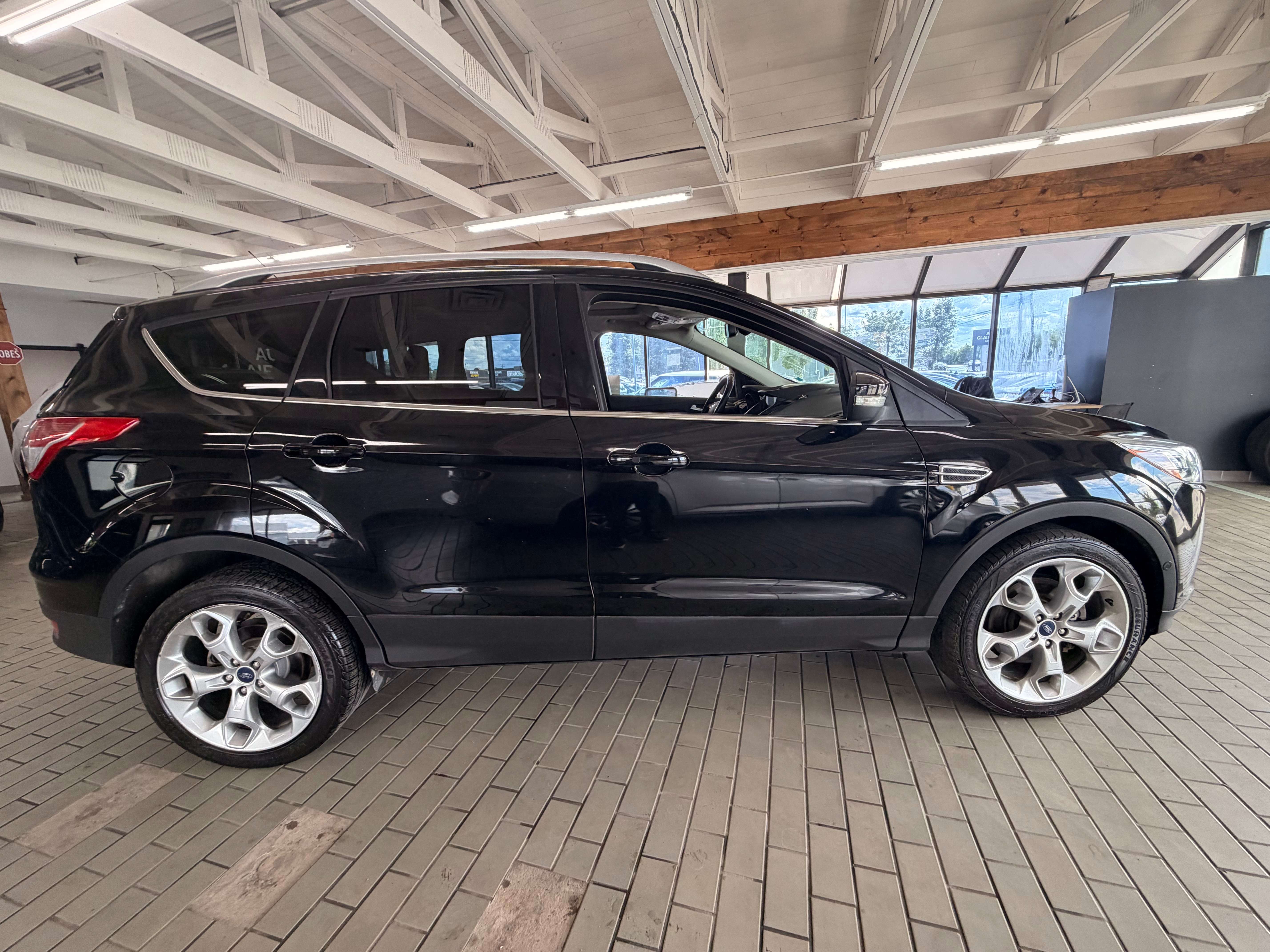 2016 Ford Escape Titanium - Image 6