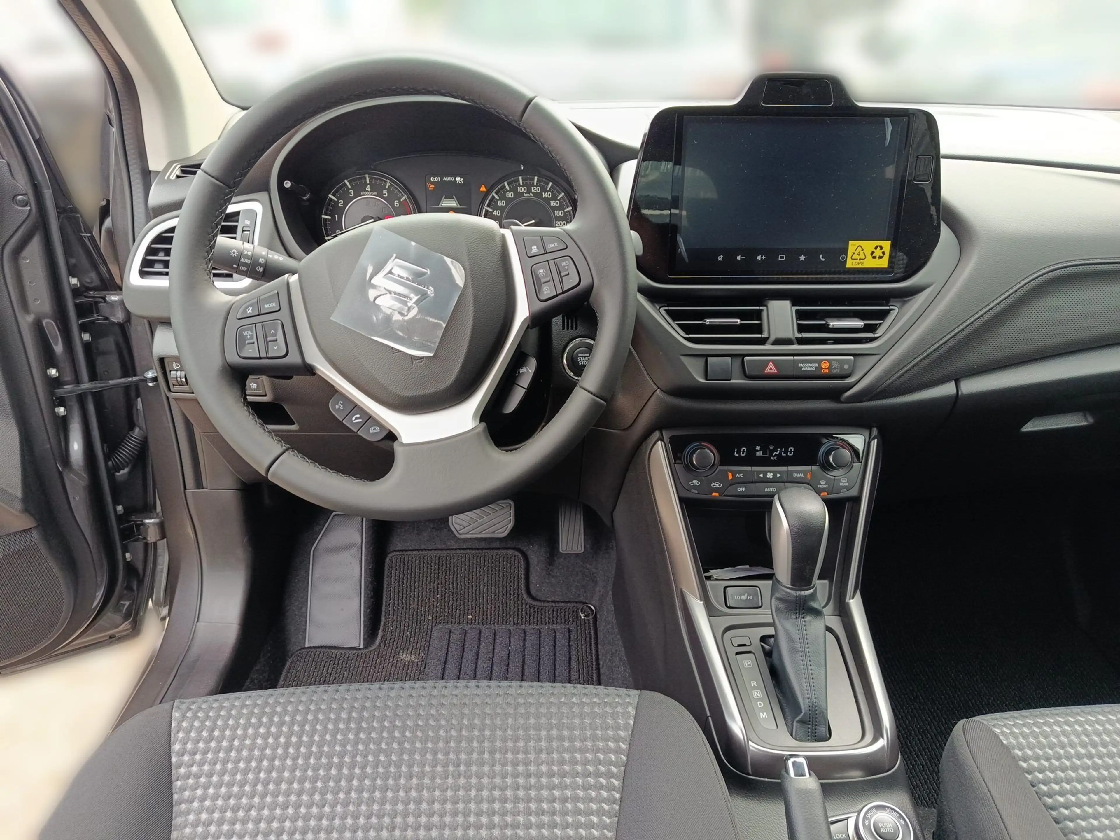 Suzuki S-Cross 1.4 GL+ Hybrid 4WD 6AT Shine 2xKlima ACC — photo 10