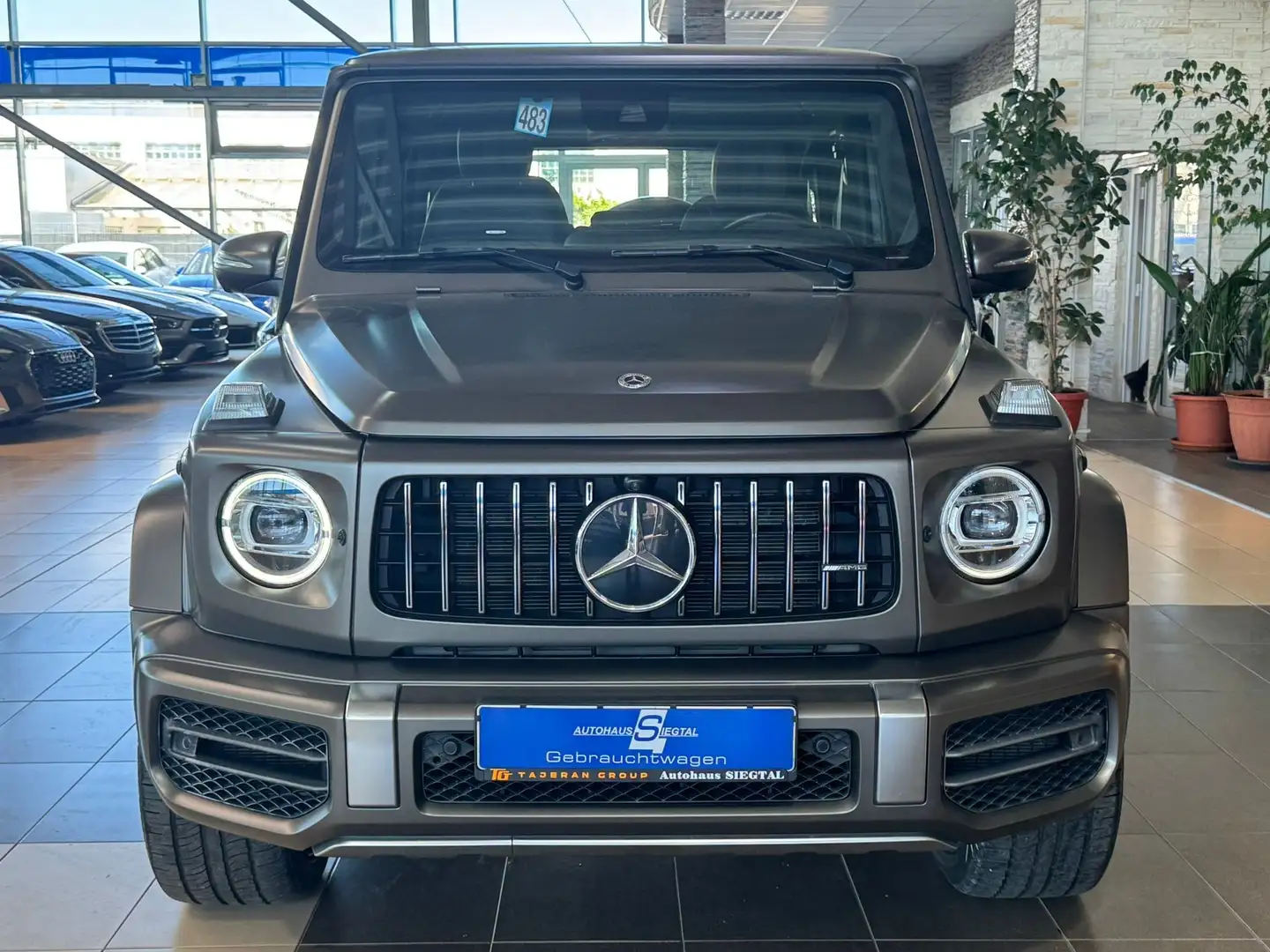 Mercedes-Benz G 63 AMG Sport Auspuff Leder AHK Distr.+ 360°Cam Grau - 2