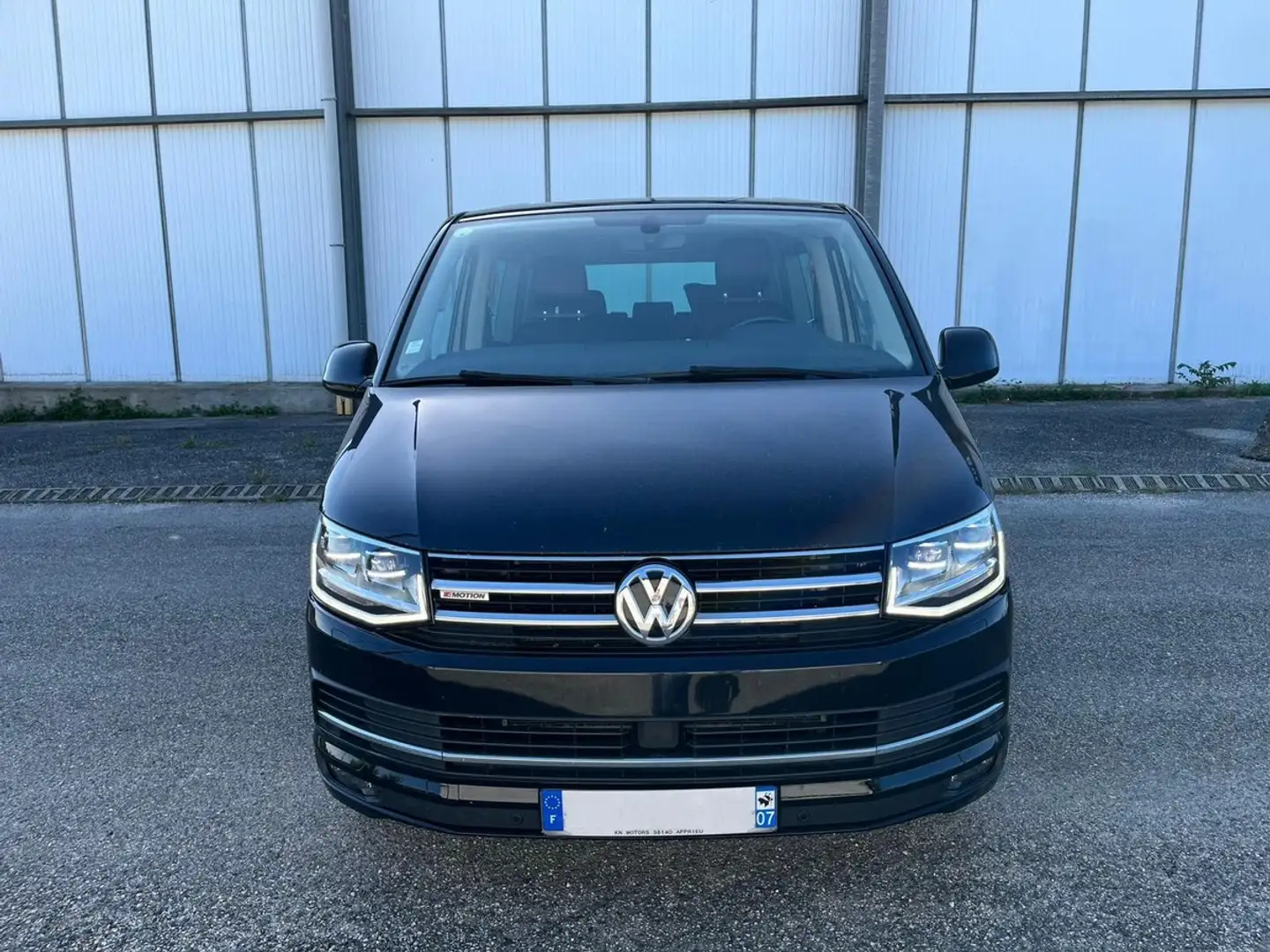 Volkswagen T6 Multivan 2.0 TDI 204 DSG7 4Motion Carat Edition Negro - 2