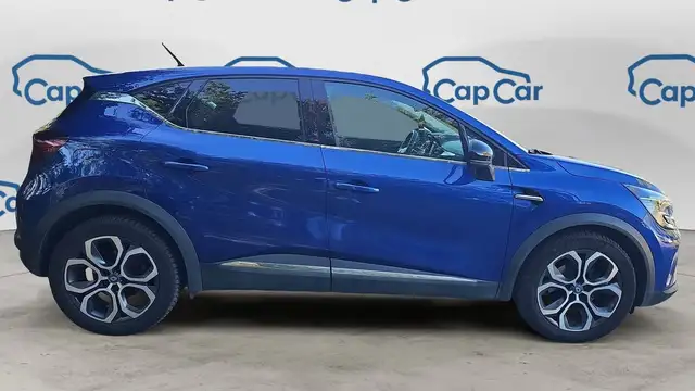 Renault Captur view 4