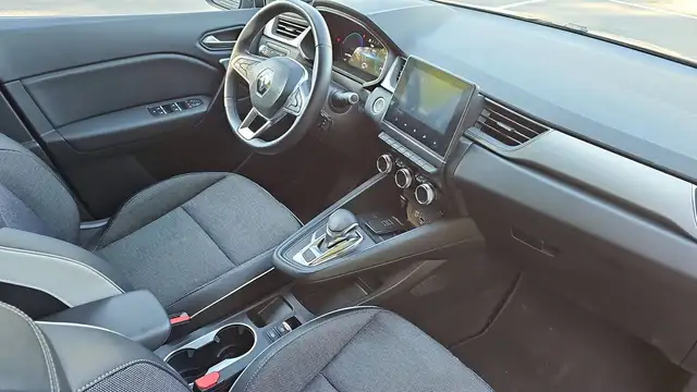 Renault Captur view 10