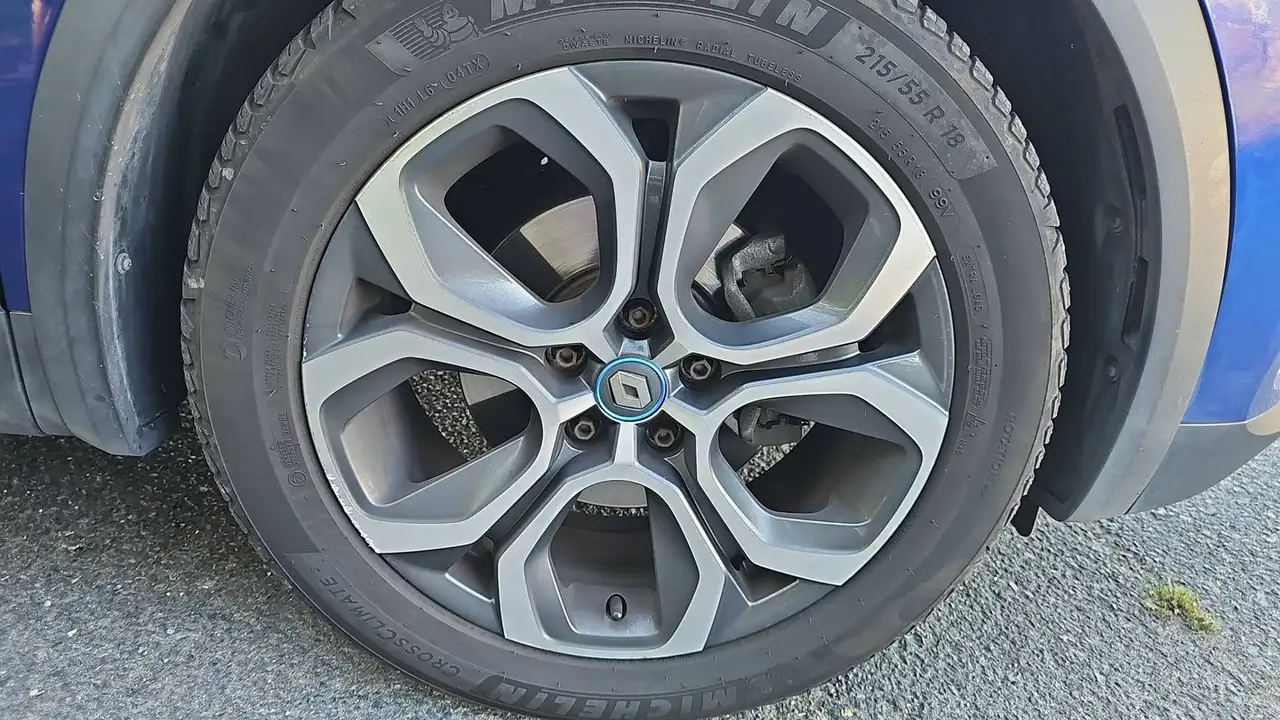 Renault Captur — photo 18