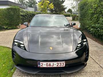 Taycan 93.4 kWh Taycan GTS