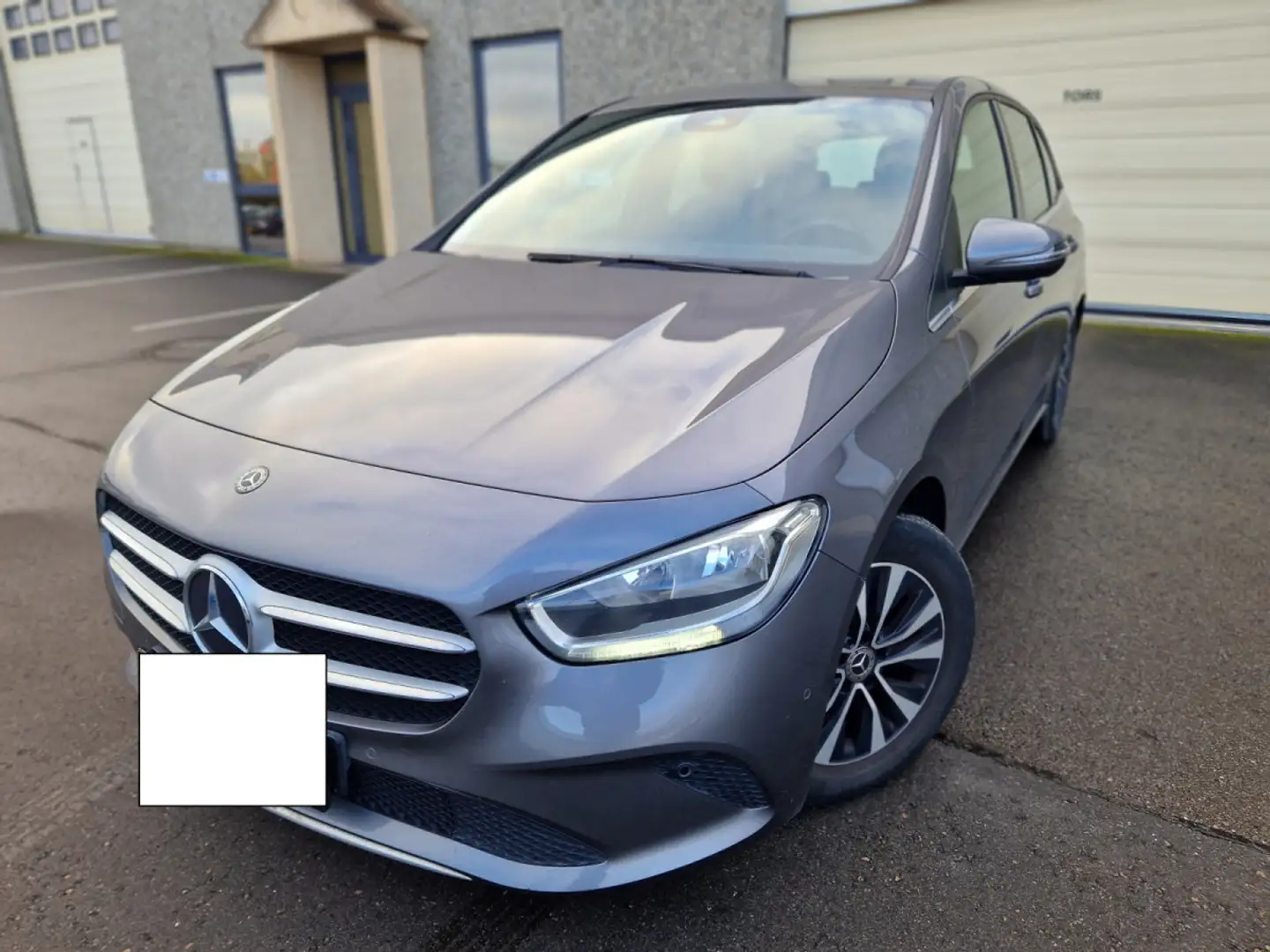 Mercedes-Benz B 180 7G DCT Automatique  Garantie 12 Mois Gris - 2