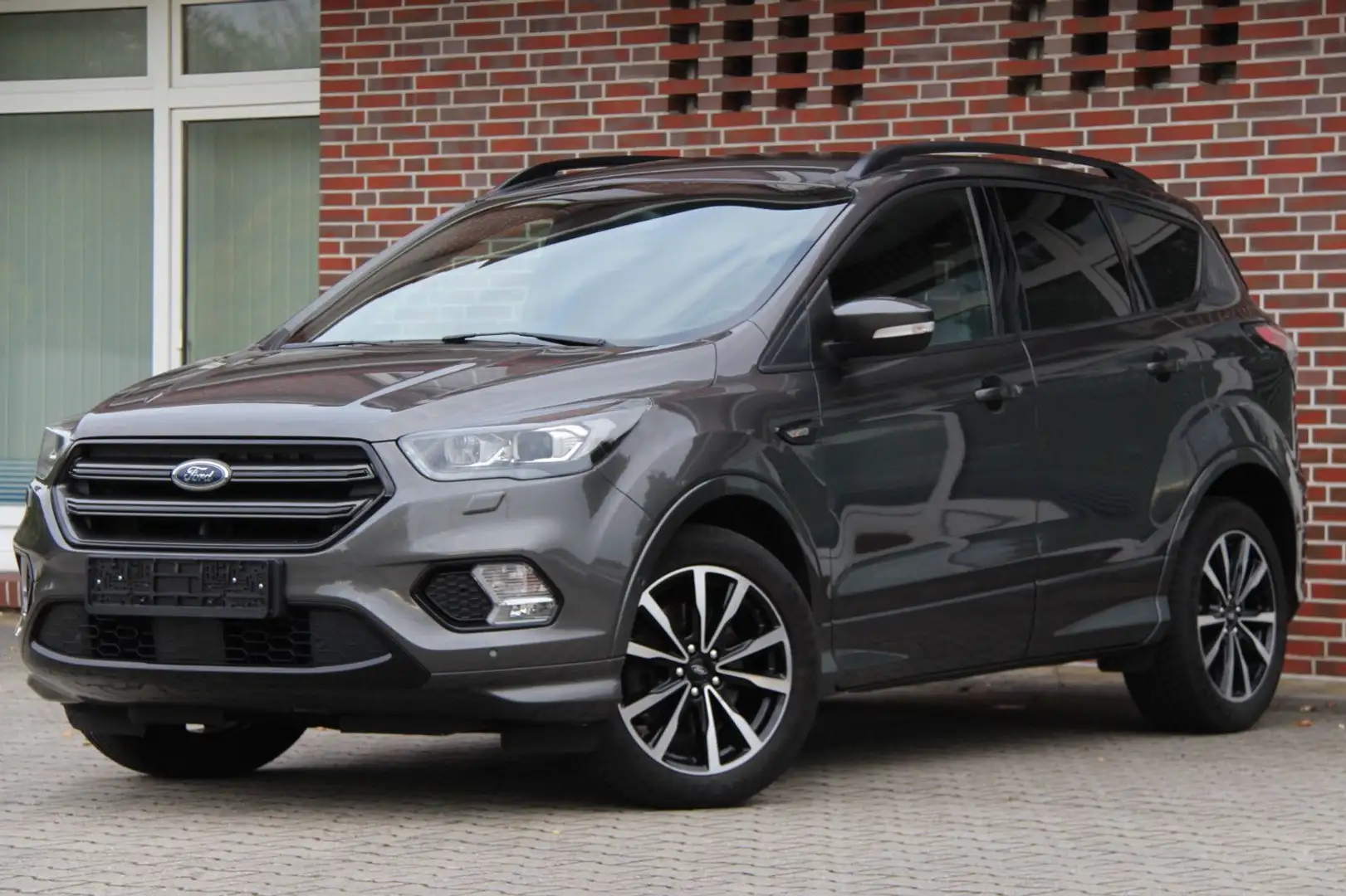 Ford Kuga 2.0 ST-LINE*ALCANTARA*KEYLESS GO*SPORTSITZE Grau - 1