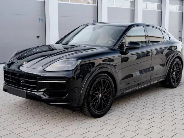Porsche Cayenne view 5