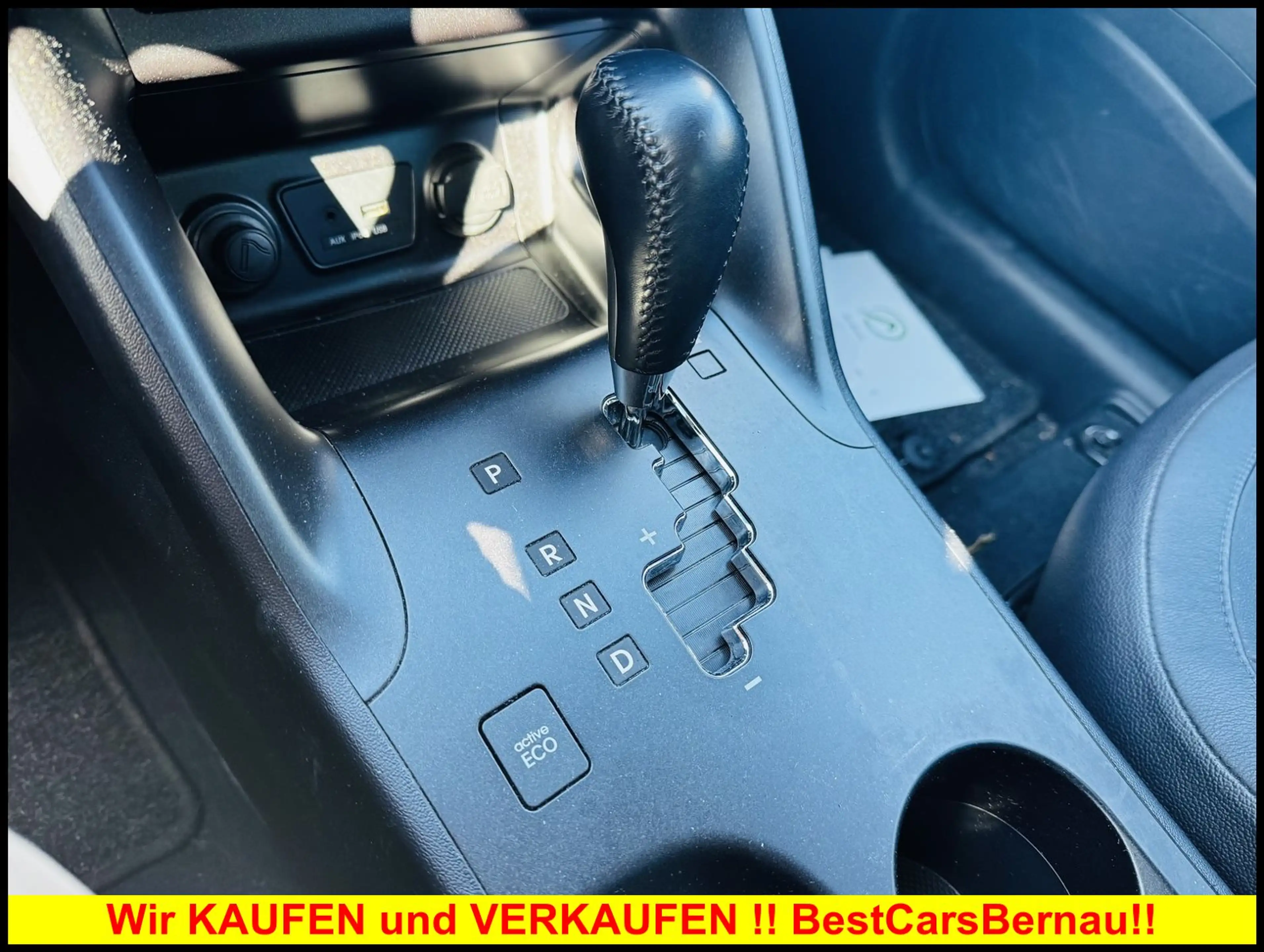 Hyundai iX35 Allrad Leder Navi Szhzg 184PS Scheckheft — photo 14