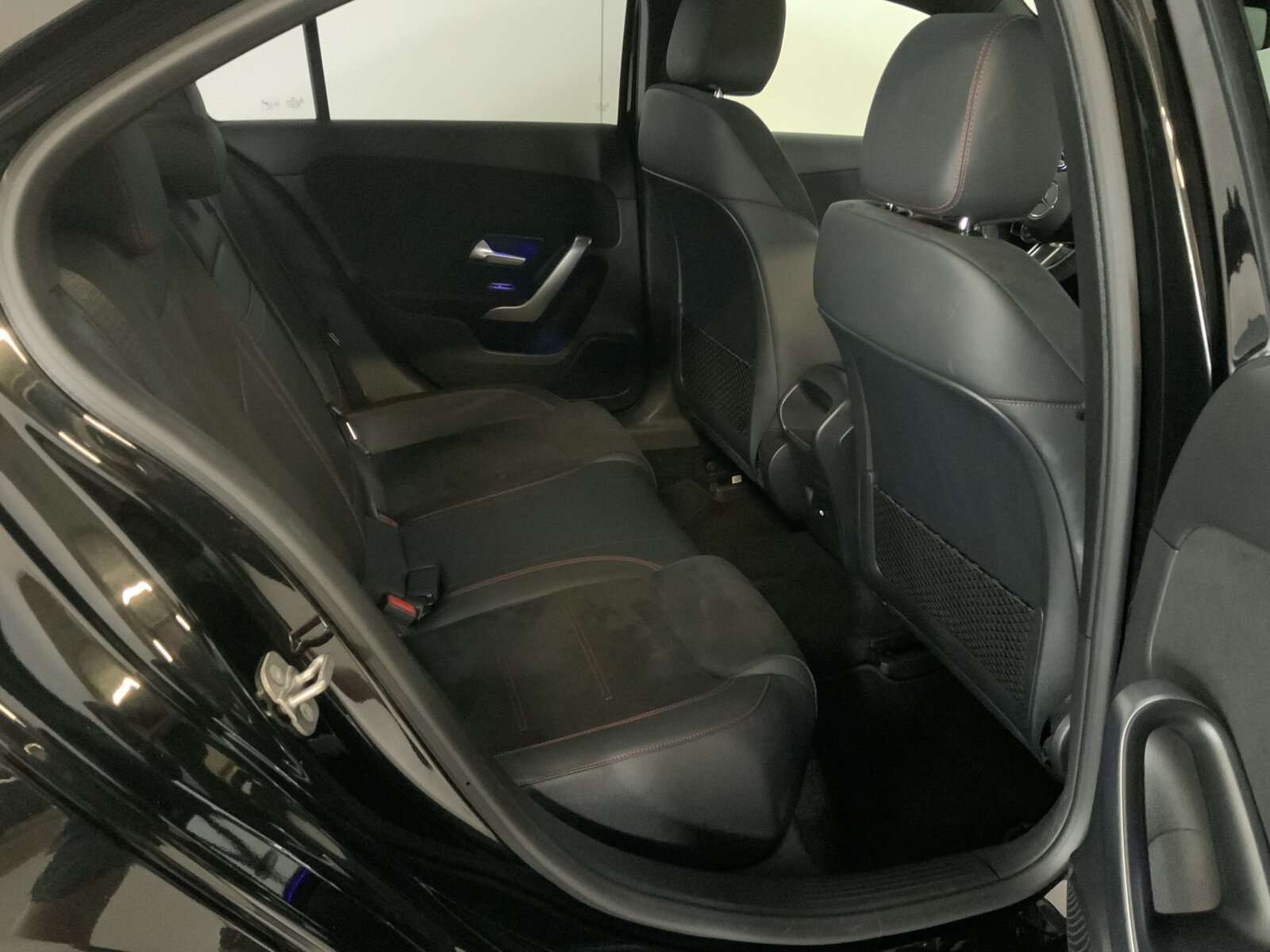Mercedes-Benz A 220
