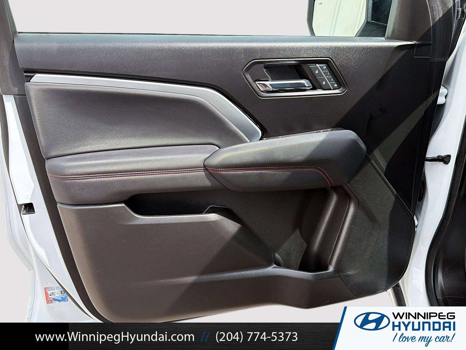 used 2023 Chevrolet Colorado car
