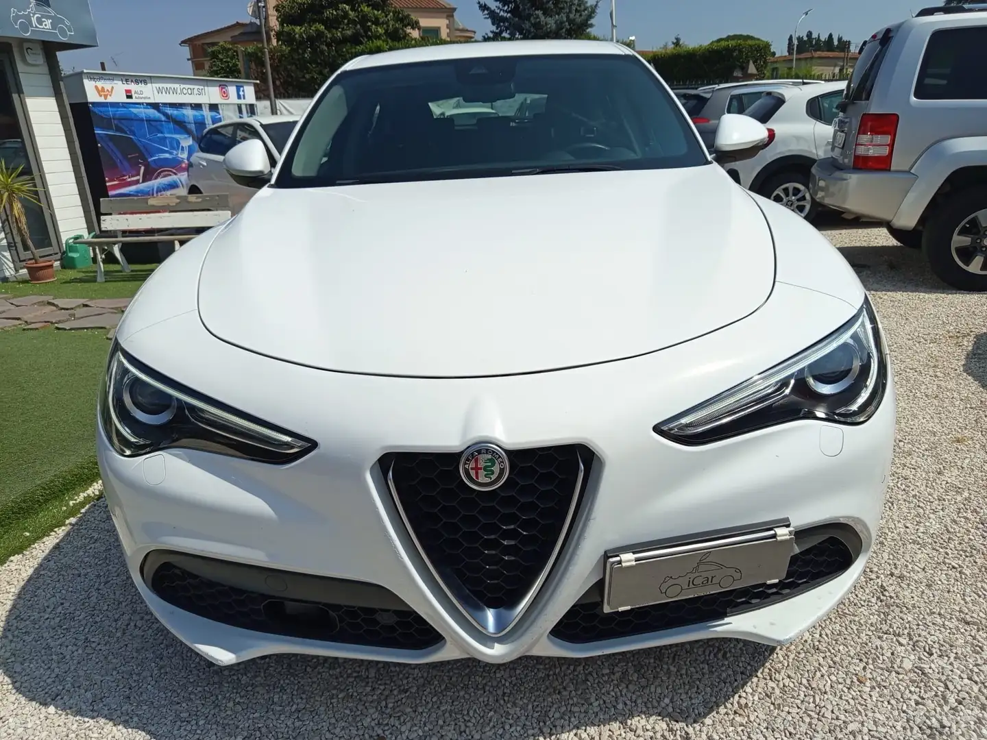 Alfa Romeo Stelvio 2.2 t Business rwd 160cv auto PRONTA CONSEGNA - 1