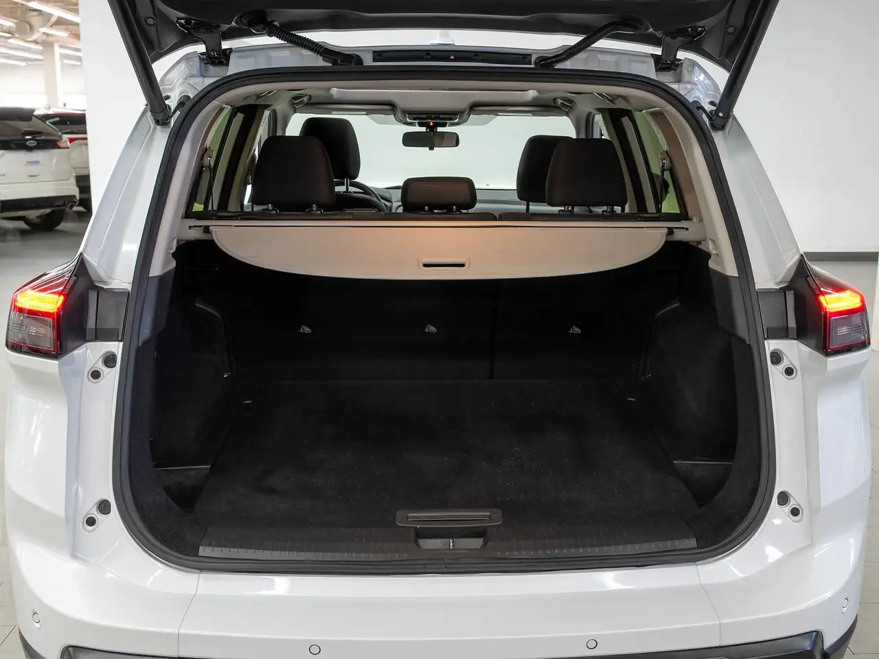 Nissan Rogue photo Nissan Rogue