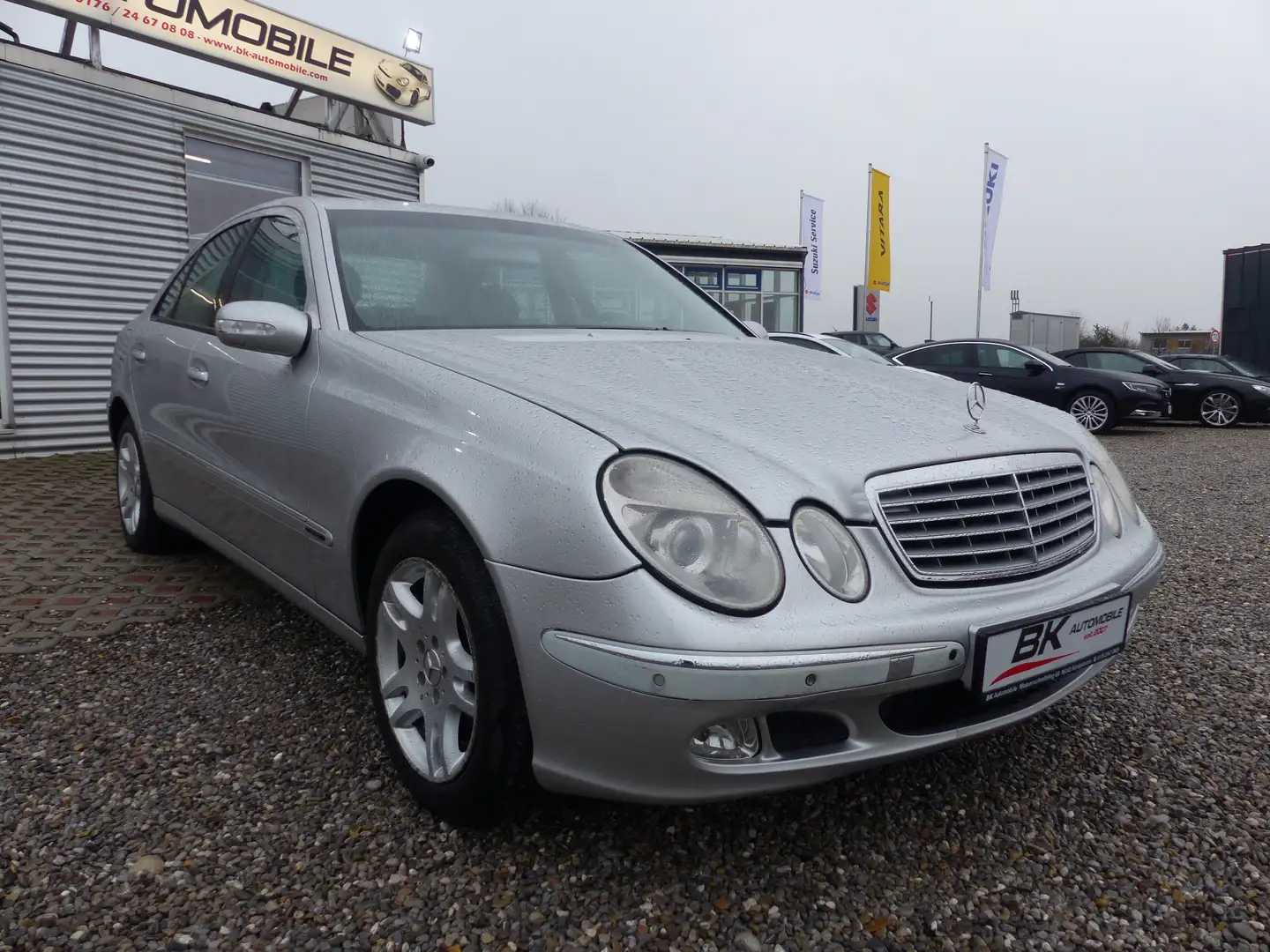 Mercedes-Benz E 220 CDI Elegance Lim. Tüv,- Kundendienst neu Tempom Silber - 1