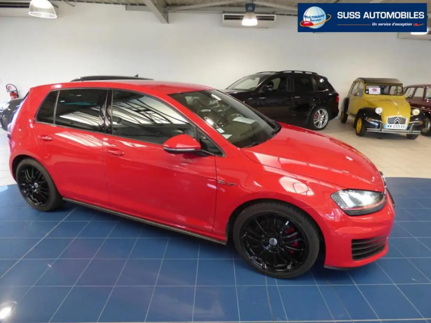 Volkswagen Golf 2.0 TSI 220 BlueMotion Technology DSG6 GTI Rouge - 1