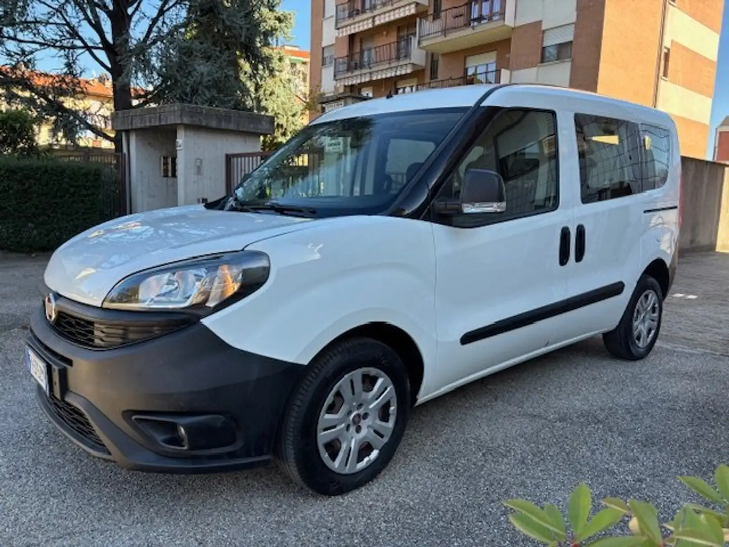 Fiat Doblo 5 POSTI 1.3 Multijet 95cv E6D N1 Bianco - 1