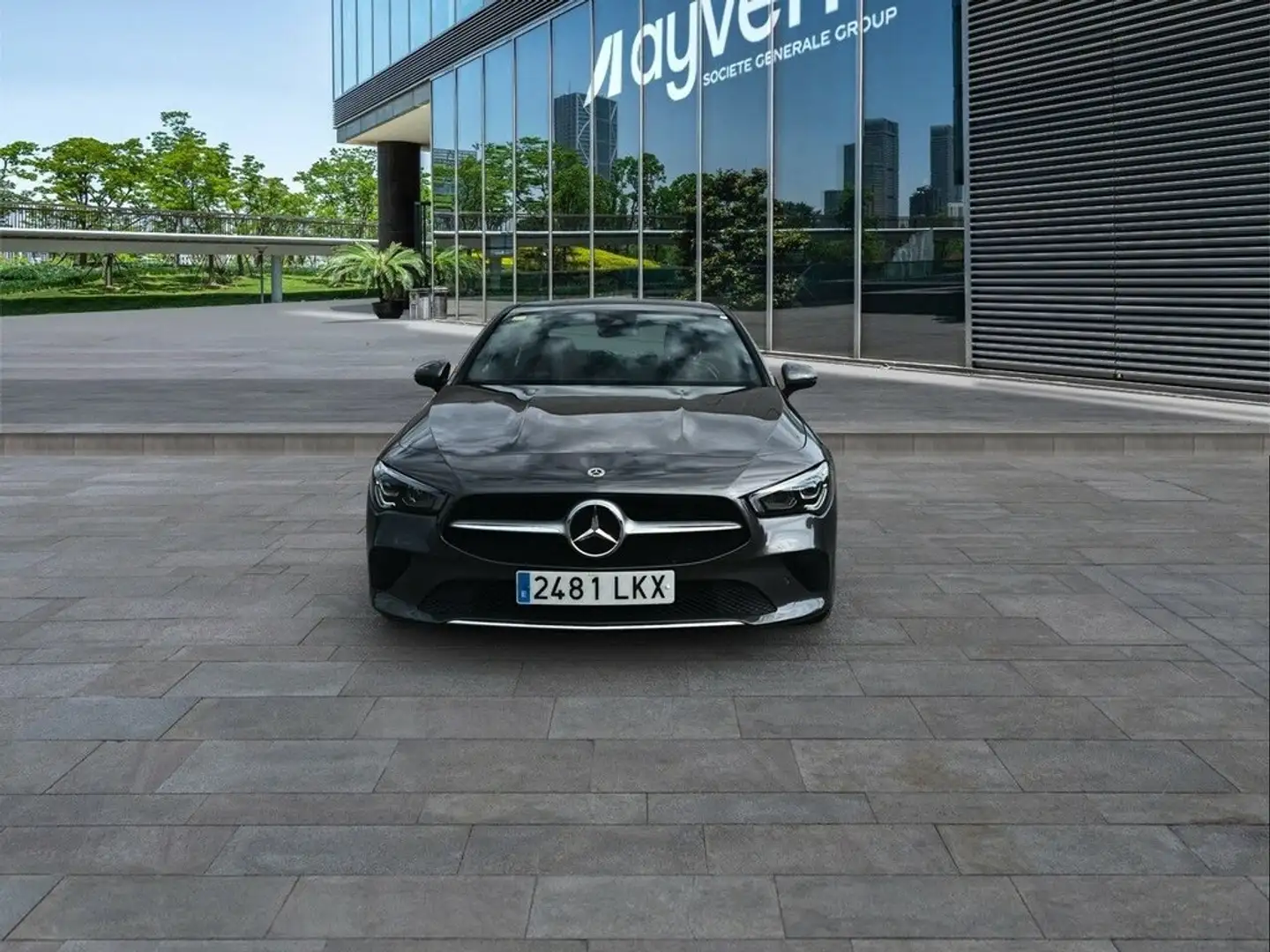 Mercedes-Benz CLA 200 MERCEDES D DCT Grau - 2