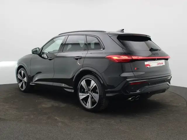 Audi Q5 view 5