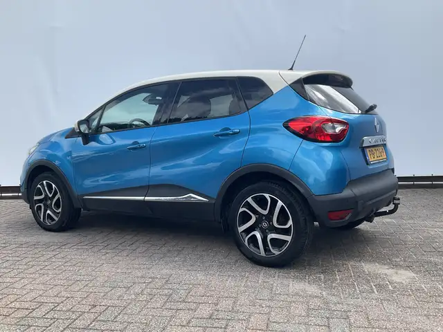 Renault Captur view 2