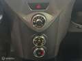 Toyota iQ 1.4 D-4D 90PK Leer|Airco|Uniek|Dealer-Auto! Violet - thumbnail 5