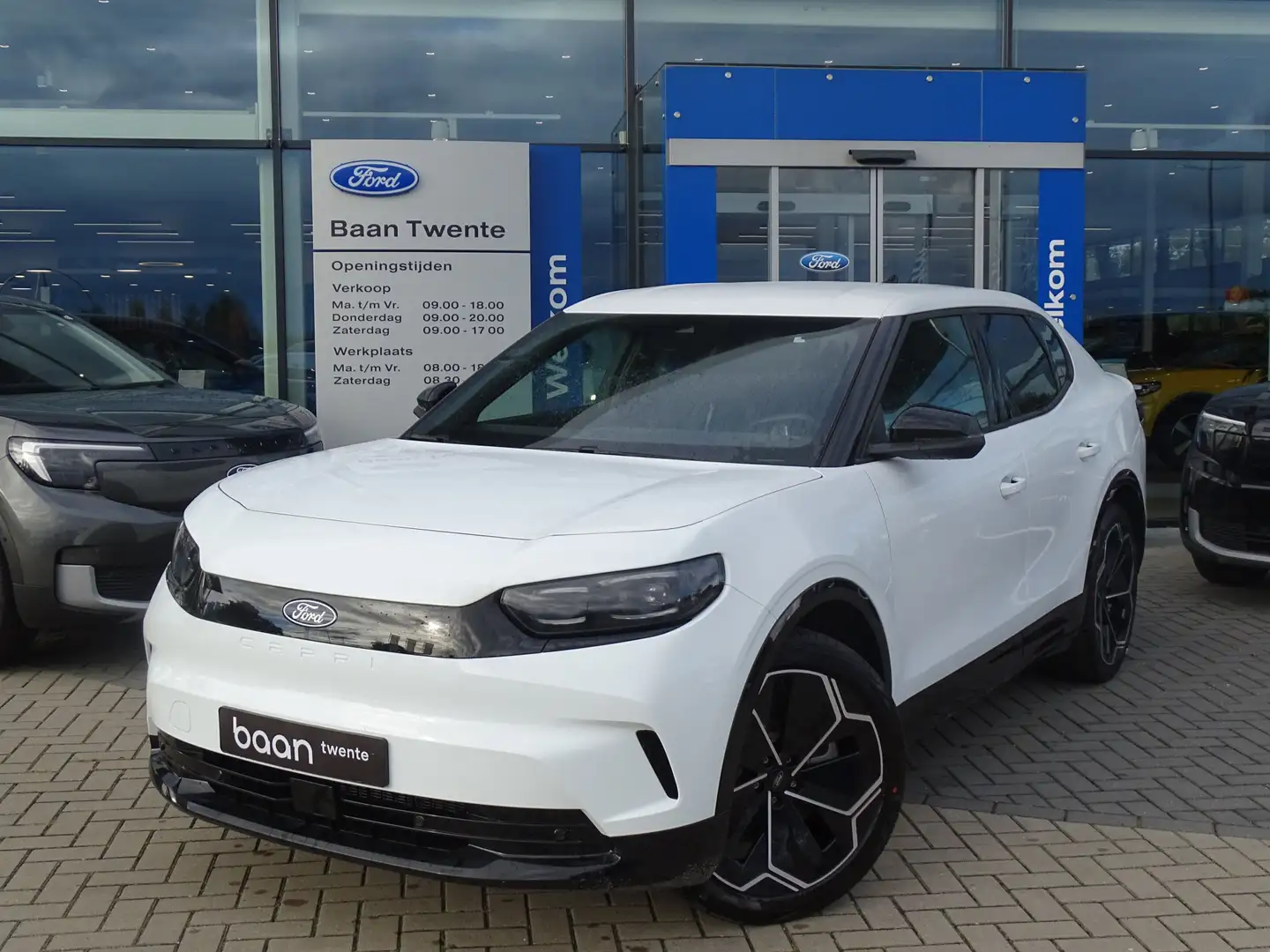 Ford Capri Extended Range RWD 77 kWh 286 PK | GRATIS warmtepo Wit - 2