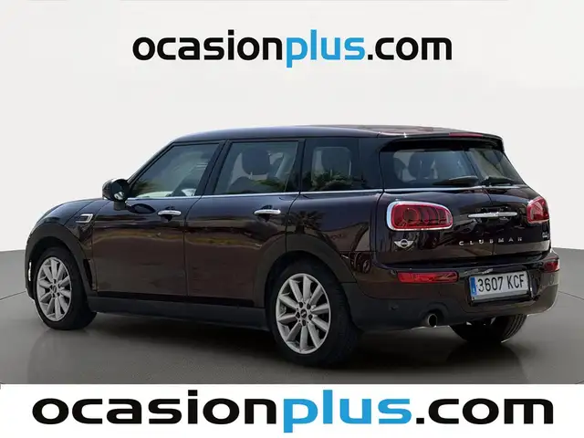 MINI Clubman view 3