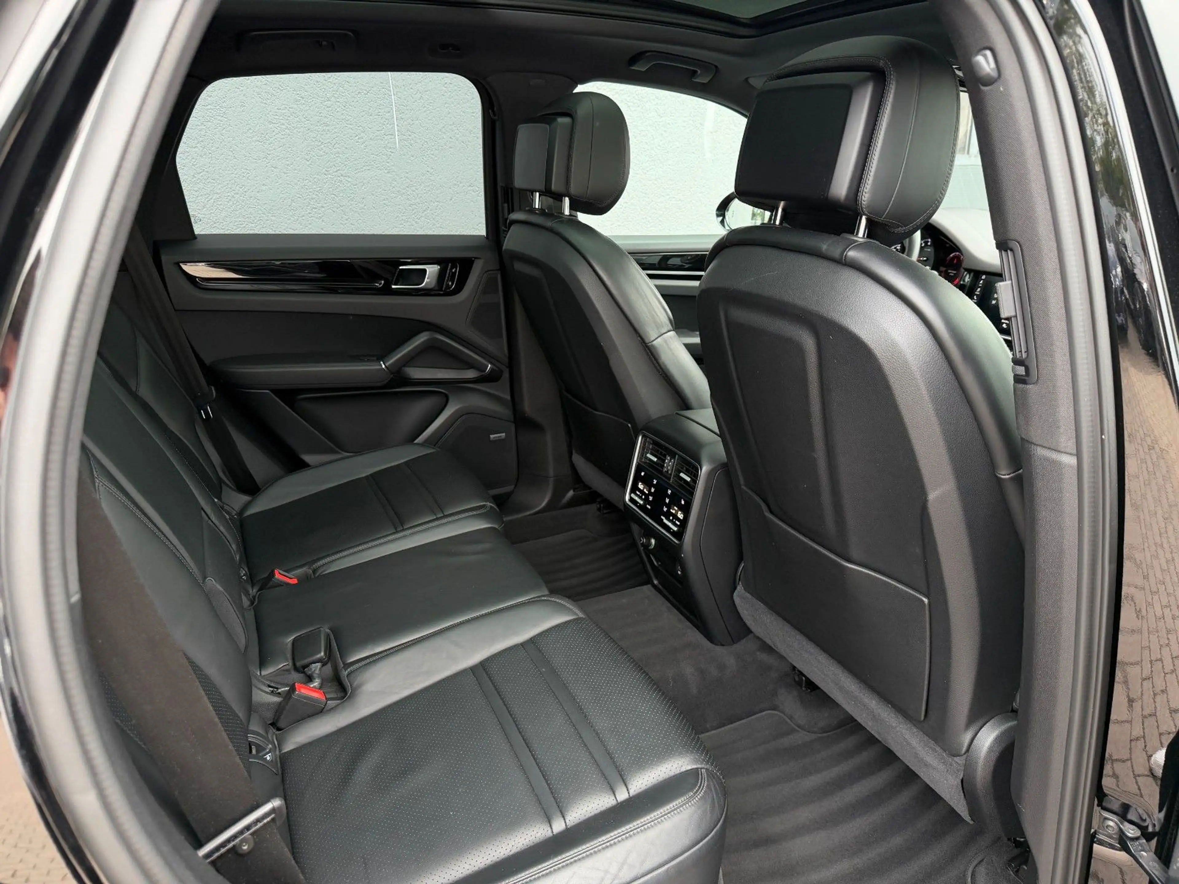 Porsche Cayenne S*Soft Close*CarPlay*Pano*Matrix*Bose* — photo 11