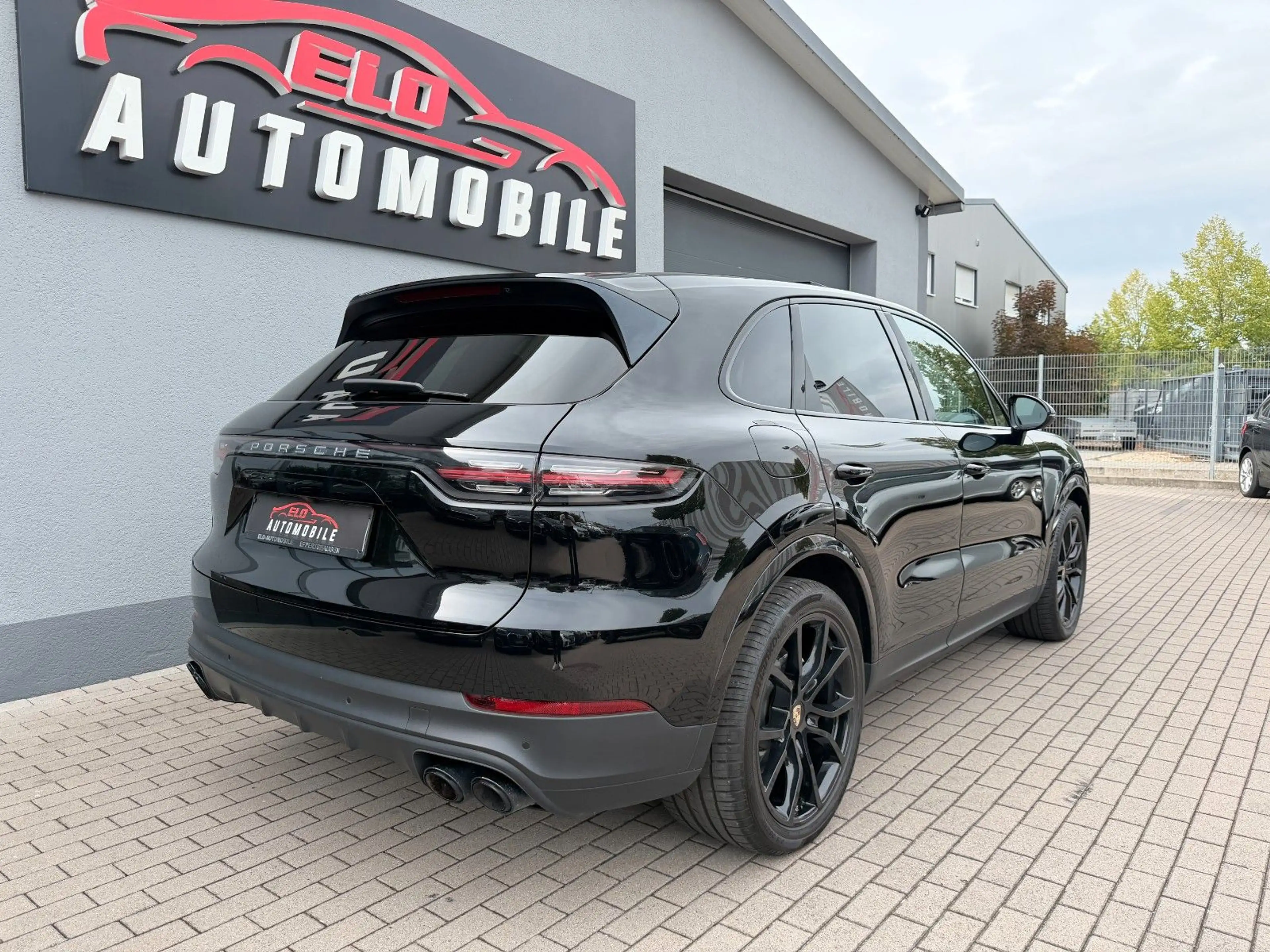 Porsche Cayenne S*Soft Close*CarPlay*Pano*Matrix*Bose* — photo 3