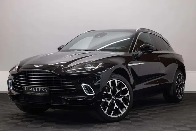 Aston Martin DBX 4.0 V8 550