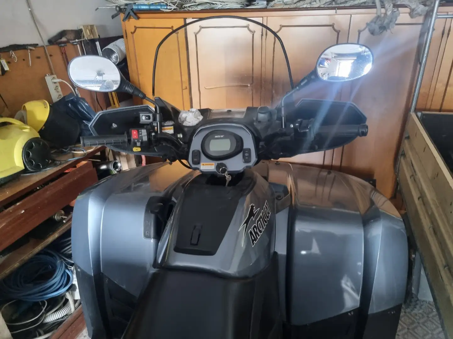 Arctic Cat 700 Quad Gri - 1