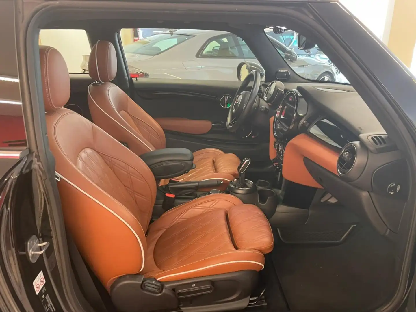 MINI Cooper S Aut. Negro - 2