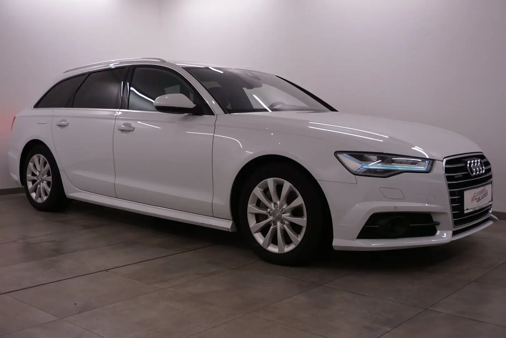 Audi A6 3.0 TDI quattro Sport// Matrix // Anhängervorr. Wit - 1