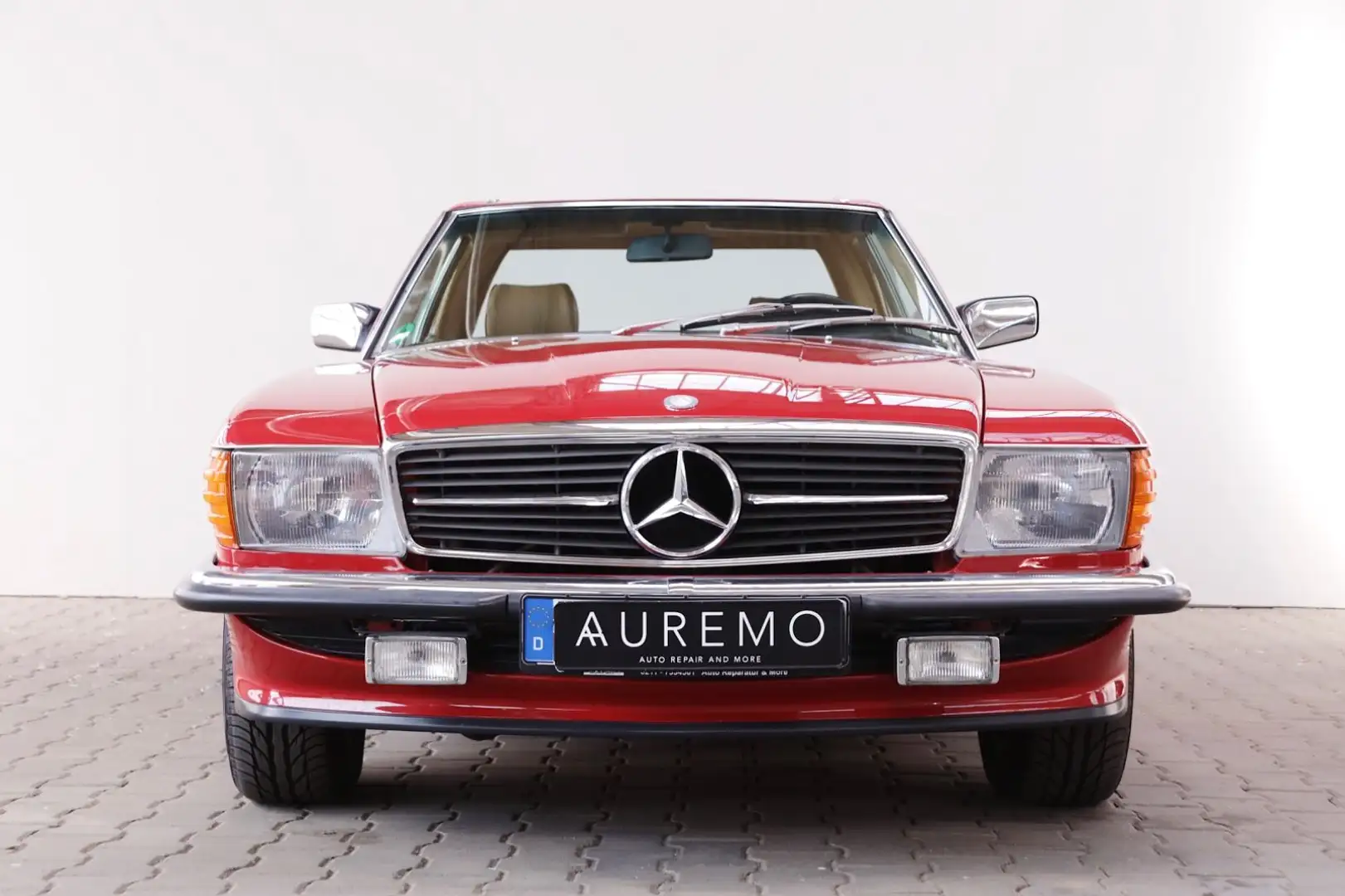 Mercedes-Benz 560 SL Rouge - 2