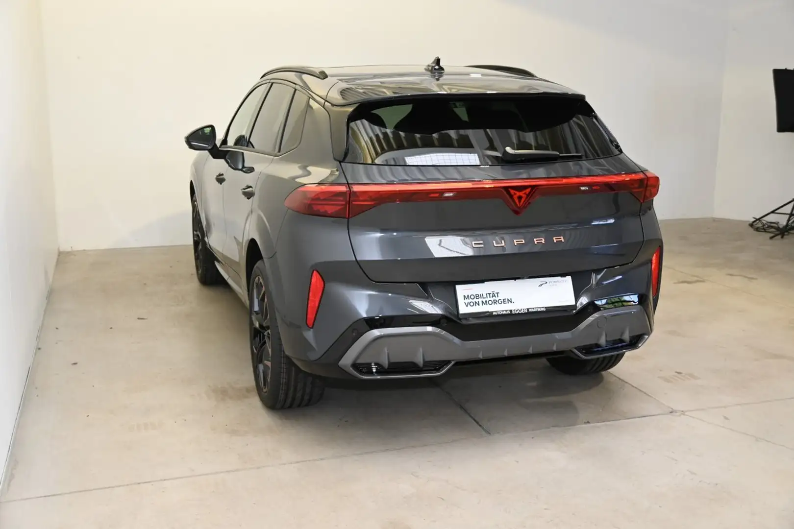 CUPRA Terramar 2.0 TSI 204 PS DSG 4Drive Gris - 2