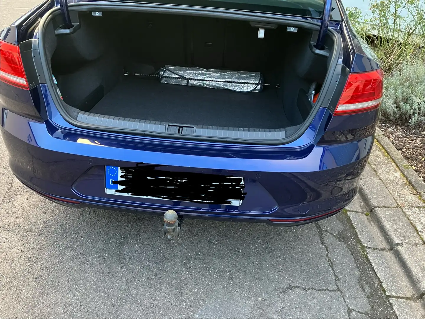 Volkswagen Passat Passat 2.0 TDI SCR Highline + R-Line Blau - 1