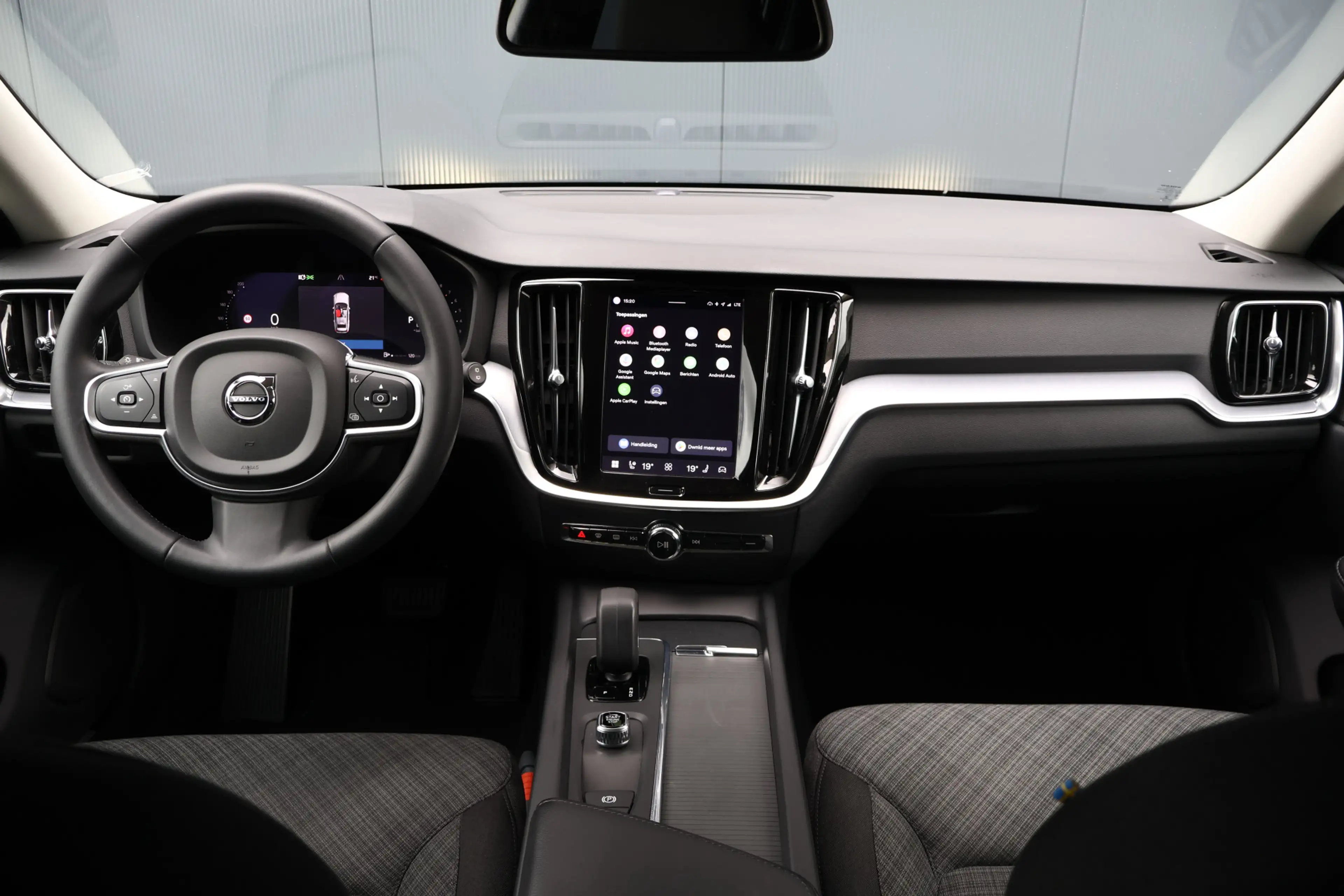Volvo V60 2.0 B3 | Wegklapbare trekhaak | Stoelverwarming | — photo 4
