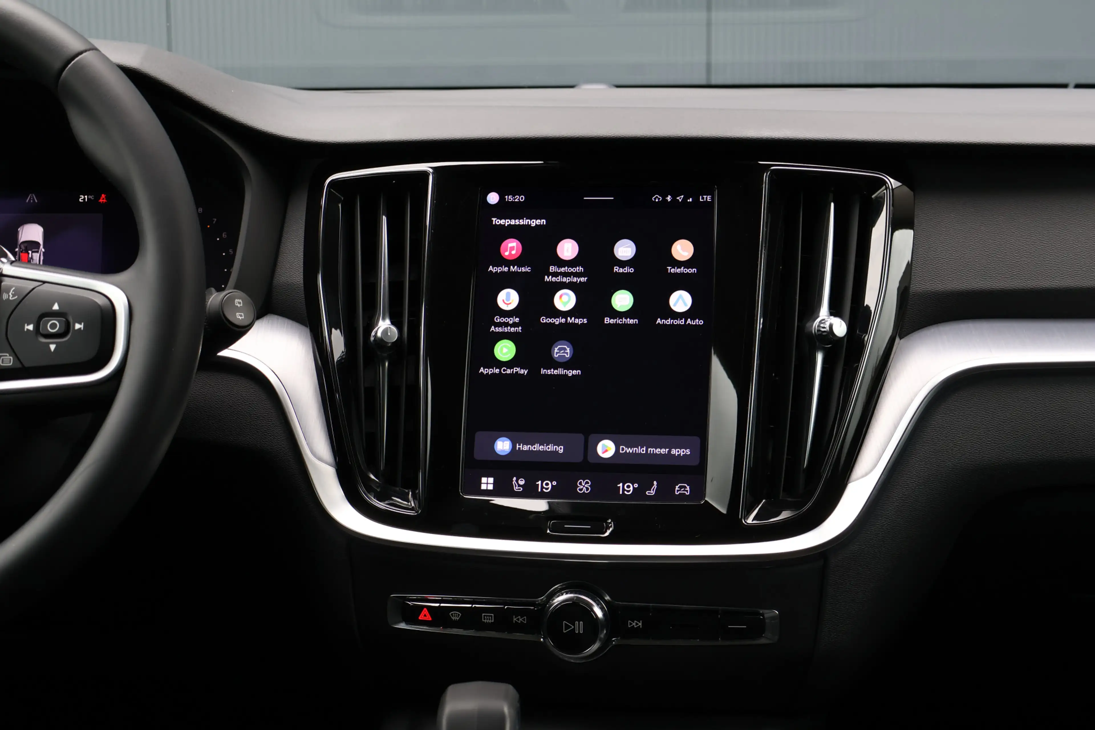 Volvo V60 2.0 B3 | Wegklapbare trekhaak | Stoelverwarming | — photo 19