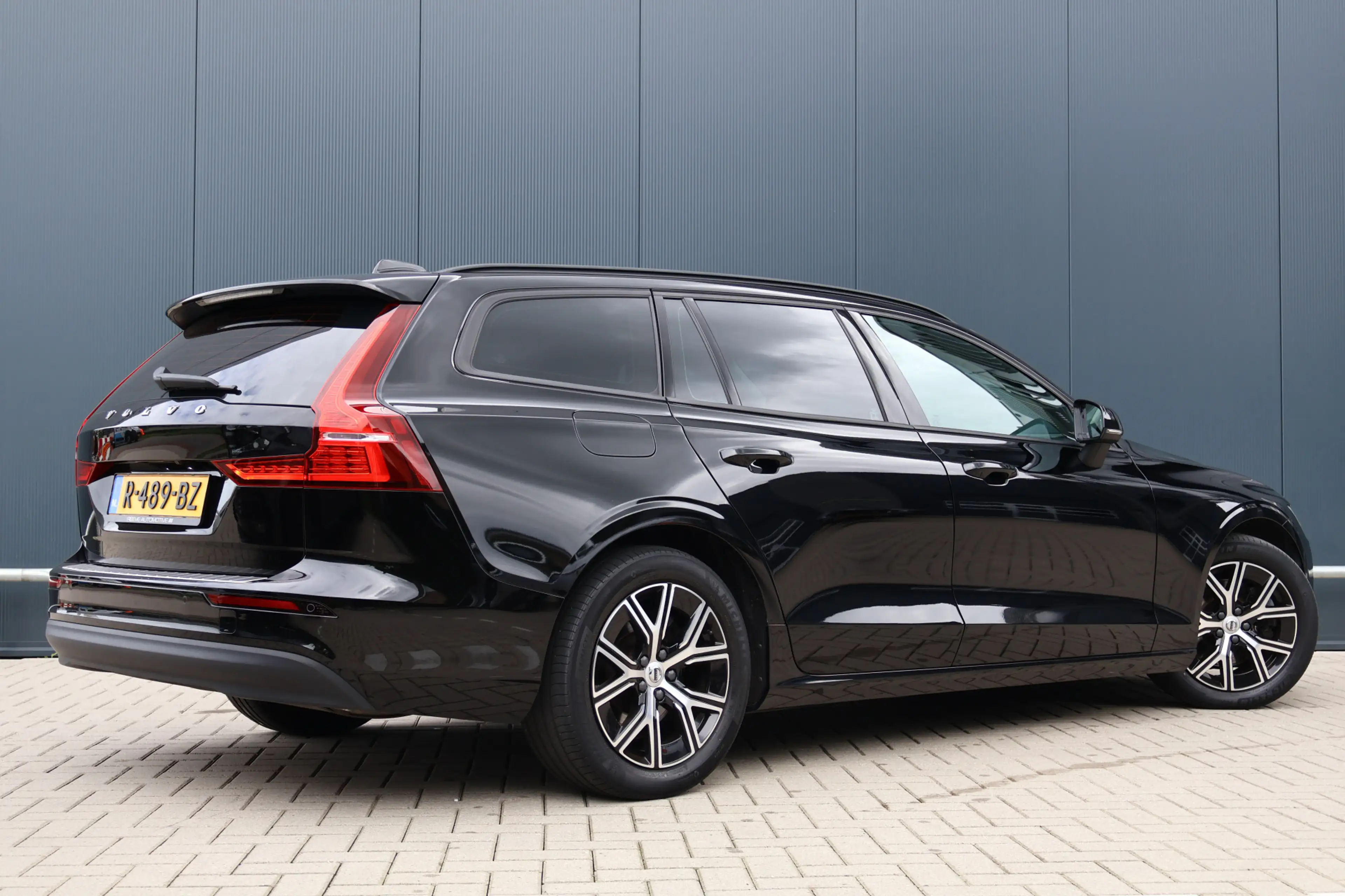 Volvo V60 2.0 B3 | Wegklapbare trekhaak | Stoelverwarming | — photo 10