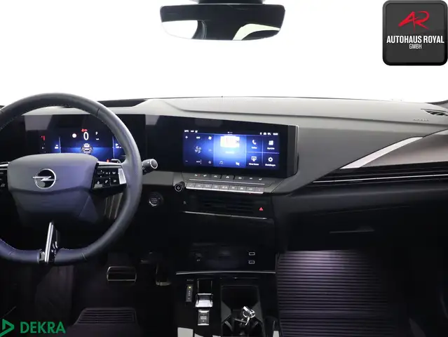Opel Astra view 9