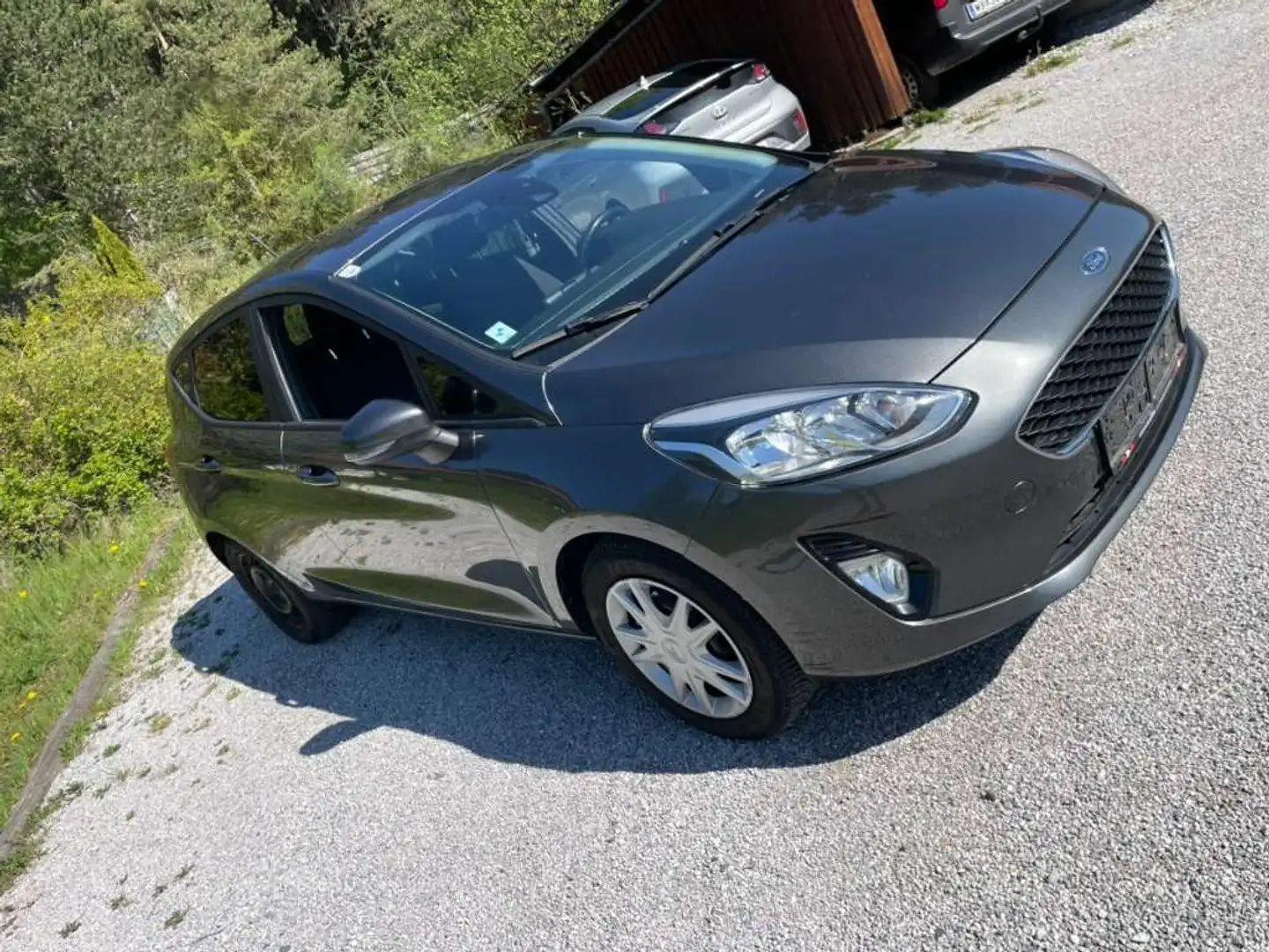 Ford Fiesta Fiesta Trend 1,1 Start/Stop Trend Grau - 1