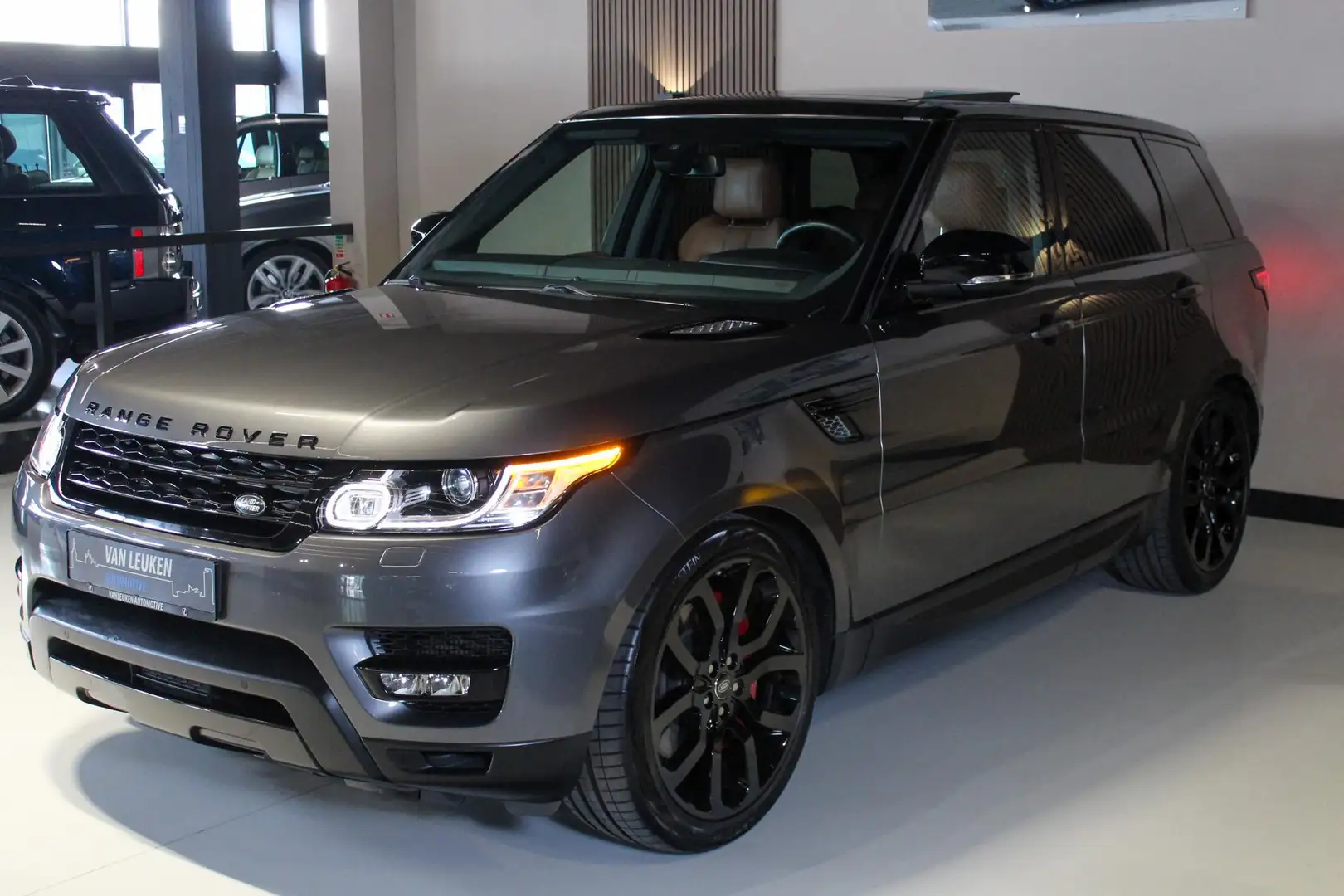 Land Rover Range Rover Sport 3.0 SDV6 HSE Dynamic Black Pack Gris - 2