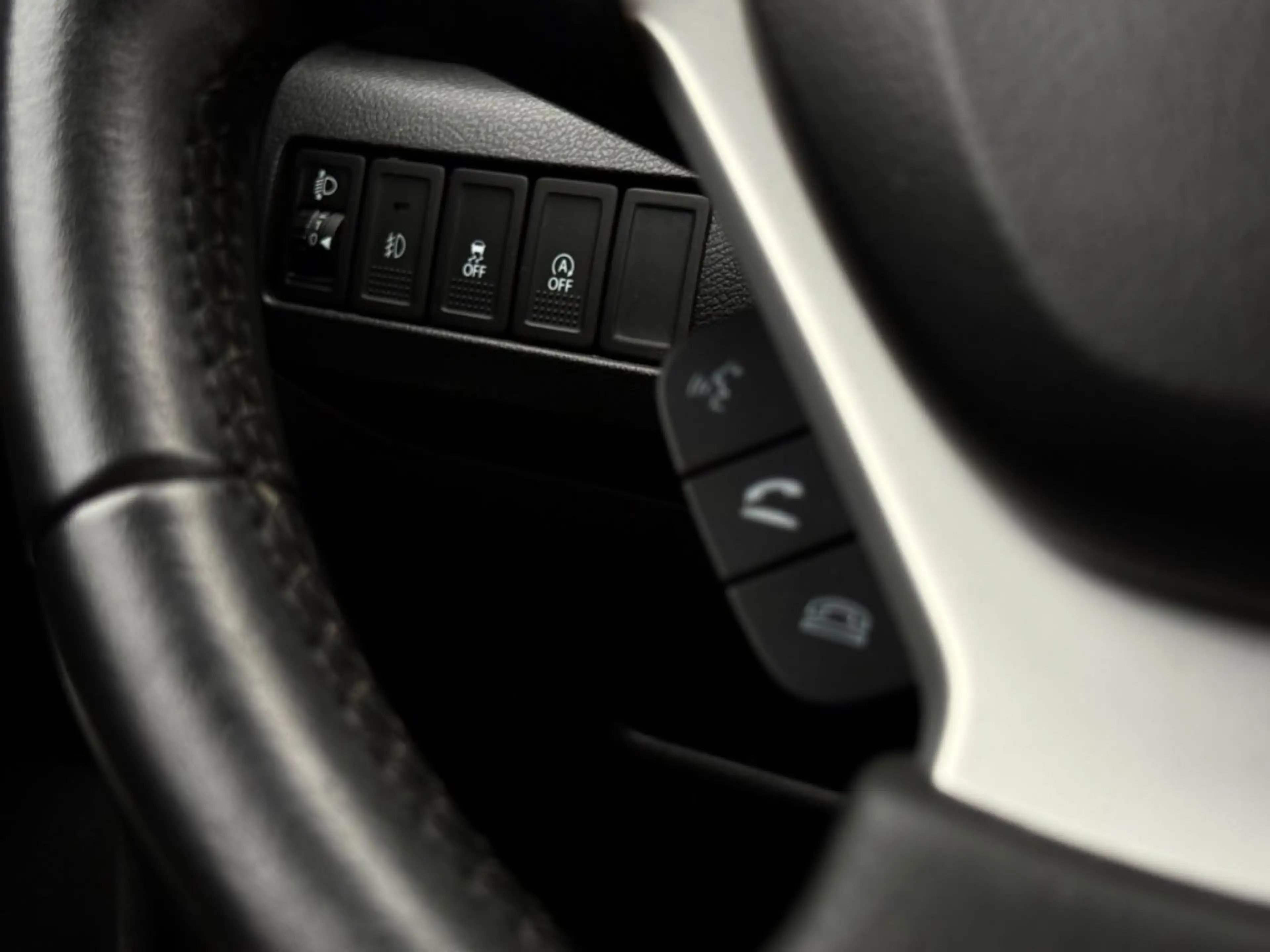 Suzuki Vitara 1.6 EXLUSIVE TREKHAAK CAMERA CARPLAY NAVI — photo 14