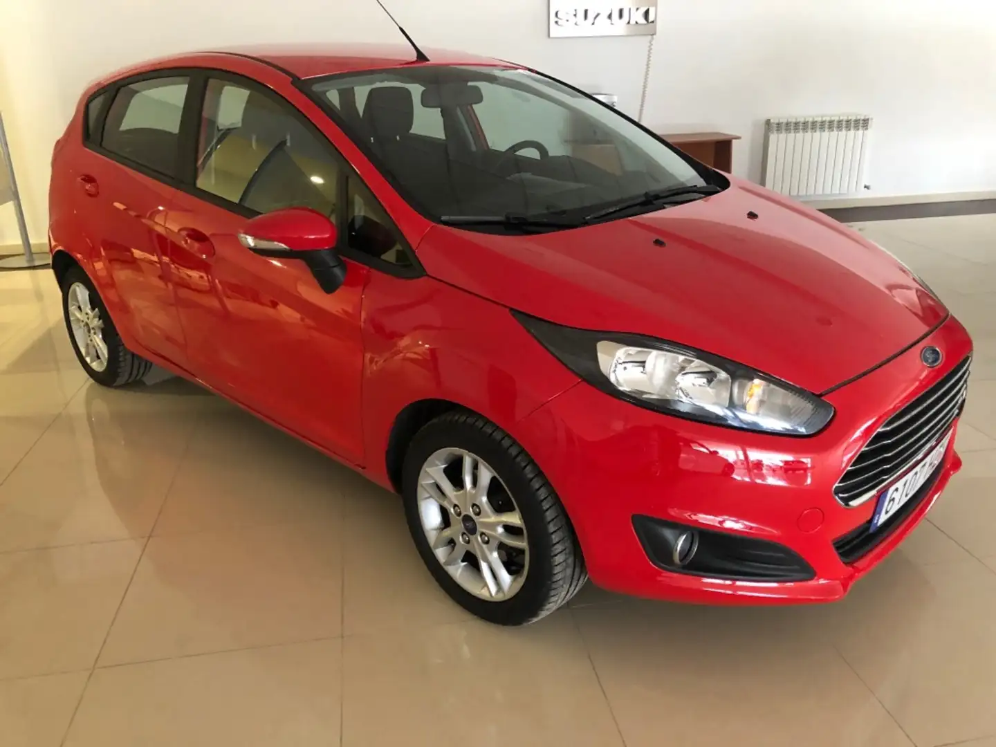 Ford Fiesta 1.6 TDCi Trend Rojo - 1