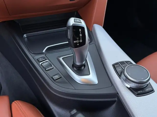 BMW 4 Series view 11