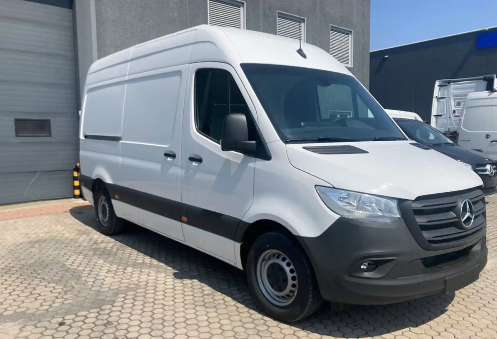 Mercedes-Benz Sprinter 317 37/35 Furgone PRO Blanco - 2