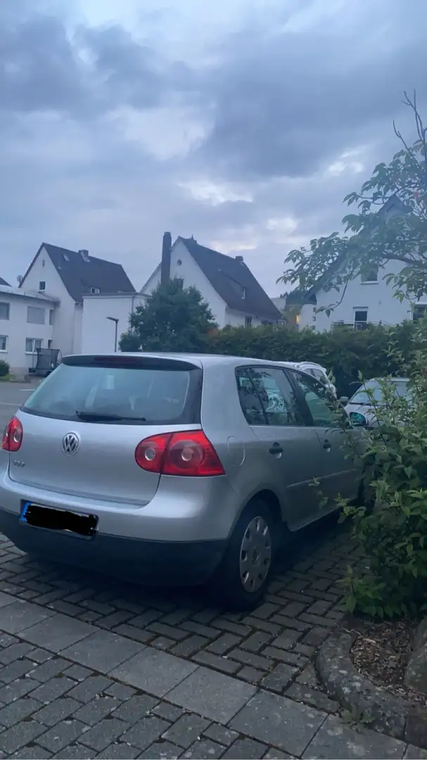 Volkswagen Golf 1.6 FSI Trendline - 1