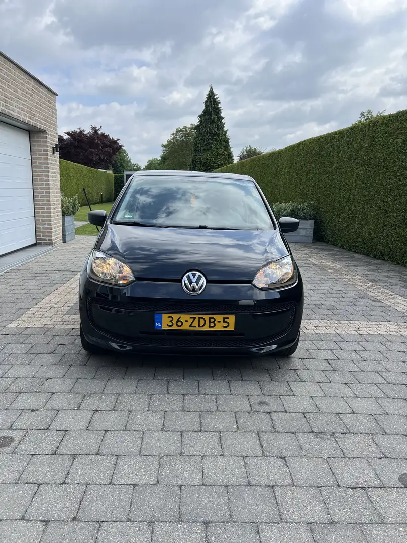 Volkswagen up! take - 2