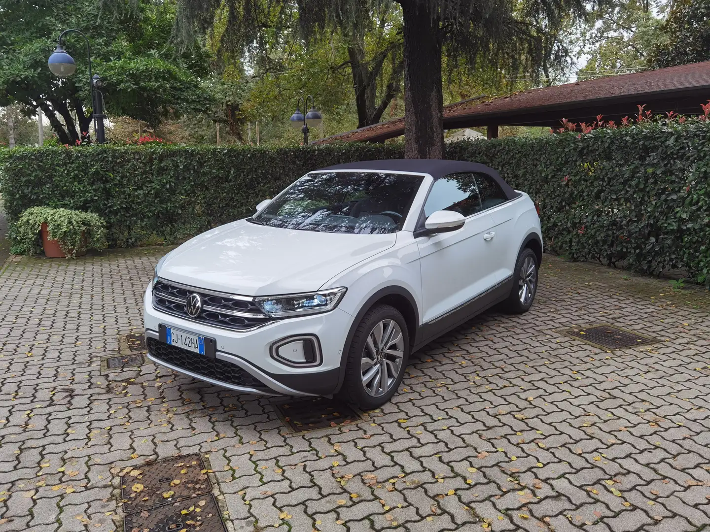 Volkswagen T-Roc Cabriolet 1.0 tsi Style Weiß - 1